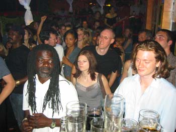 someoneclearthelgasses